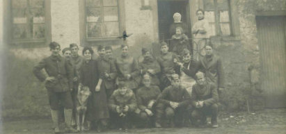 File:Boy Scouts of America War Service uniforms 1917-1918.jpg - Wikipedia